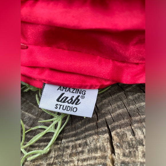 Satin Pillowcase - Picture 7 of 10